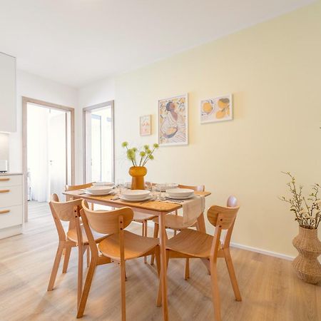 Bright 2Br - 4Th Floor, Balcony, Free Parking By Gravity Prague Leilighet Eksteriør bilde
