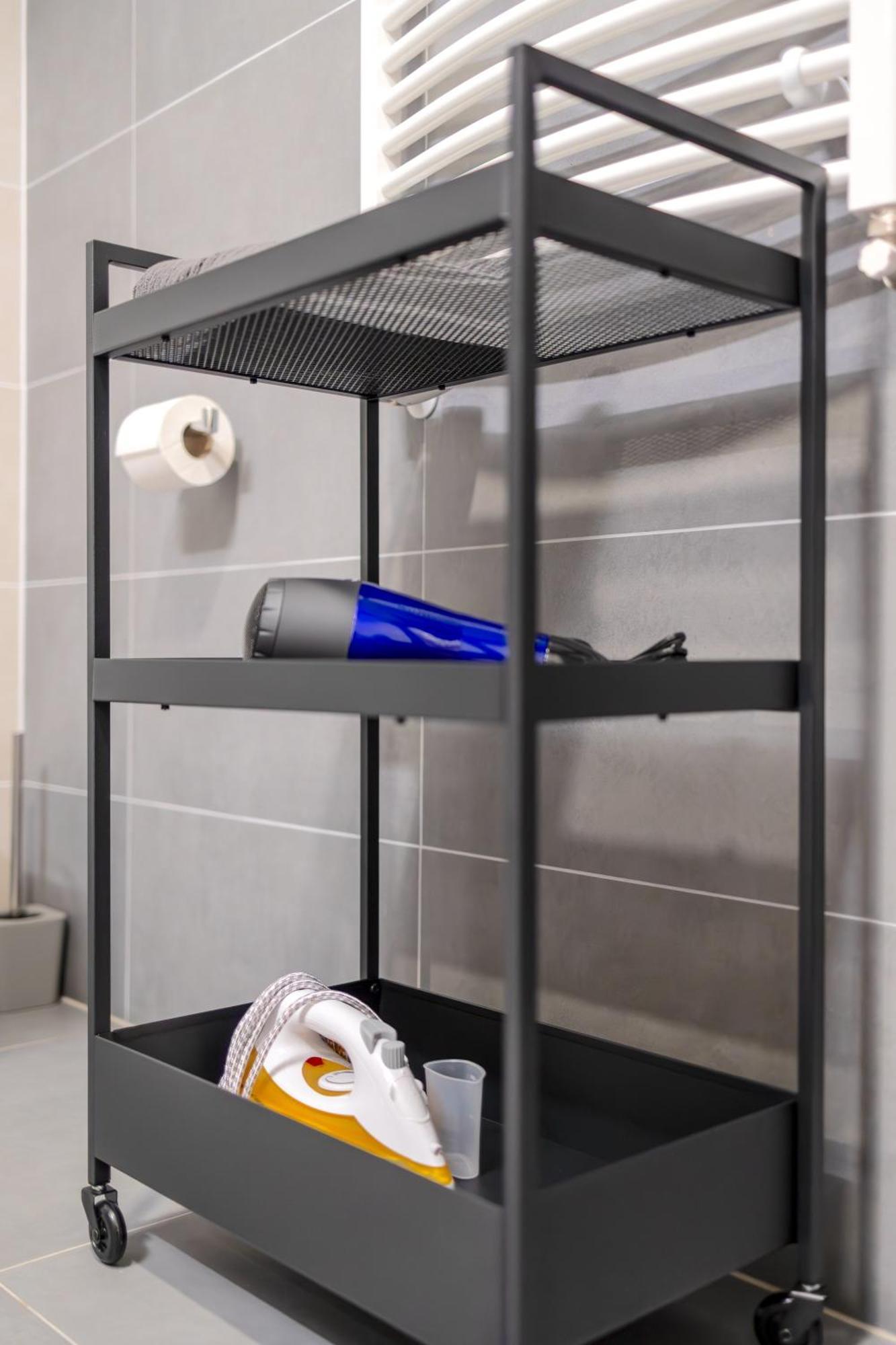 Bright 2Br - 4Th Floor, Balcony, Free Parking By Gravity Prague Leilighet Eksteriør bilde