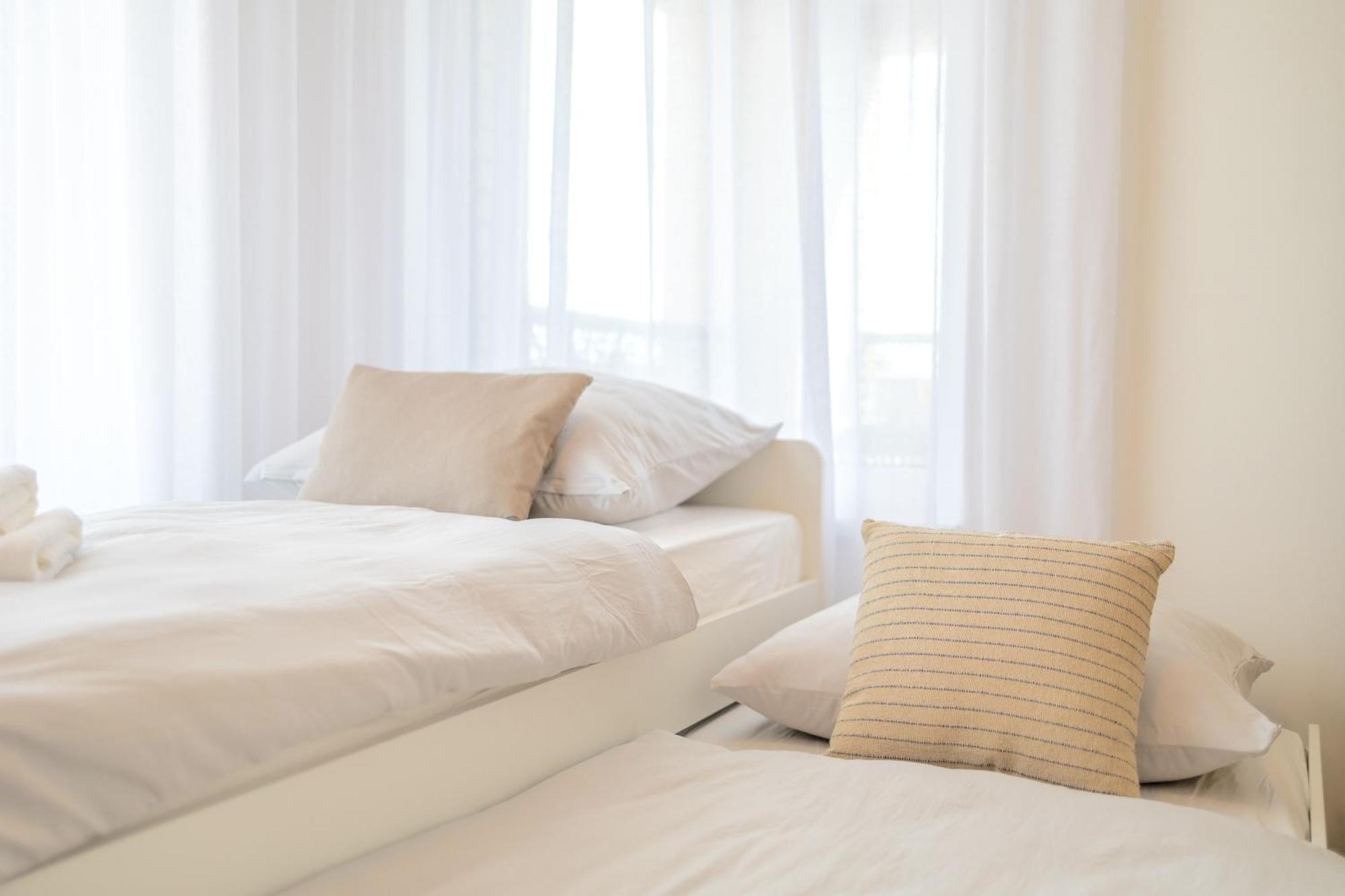Bright 2Br - 4Th Floor, Balcony, Free Parking By Gravity Prague Leilighet Eksteriør bilde